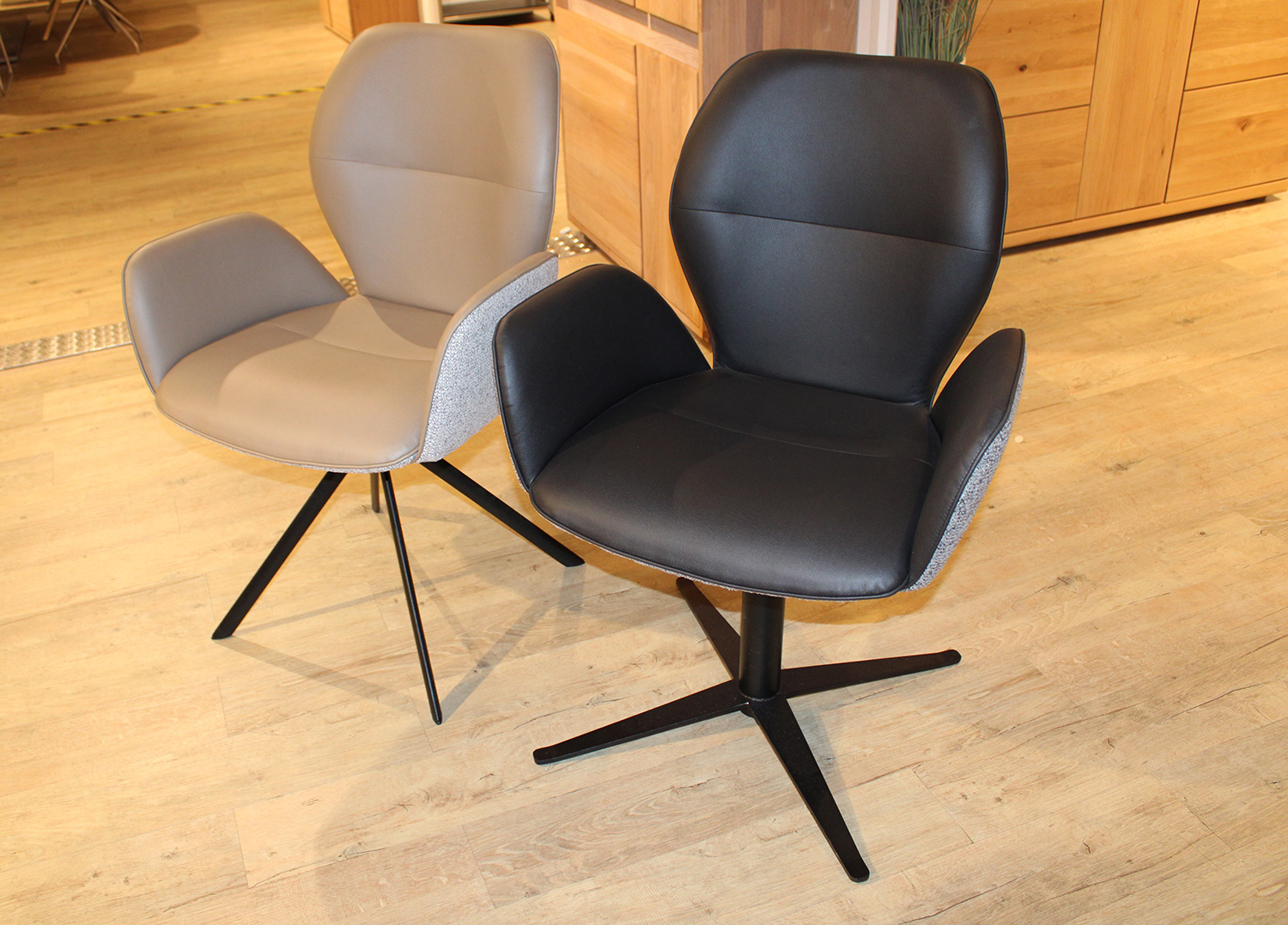 Tischgruppe ESGO + KALMIA Niehoff Sitzmöbel 