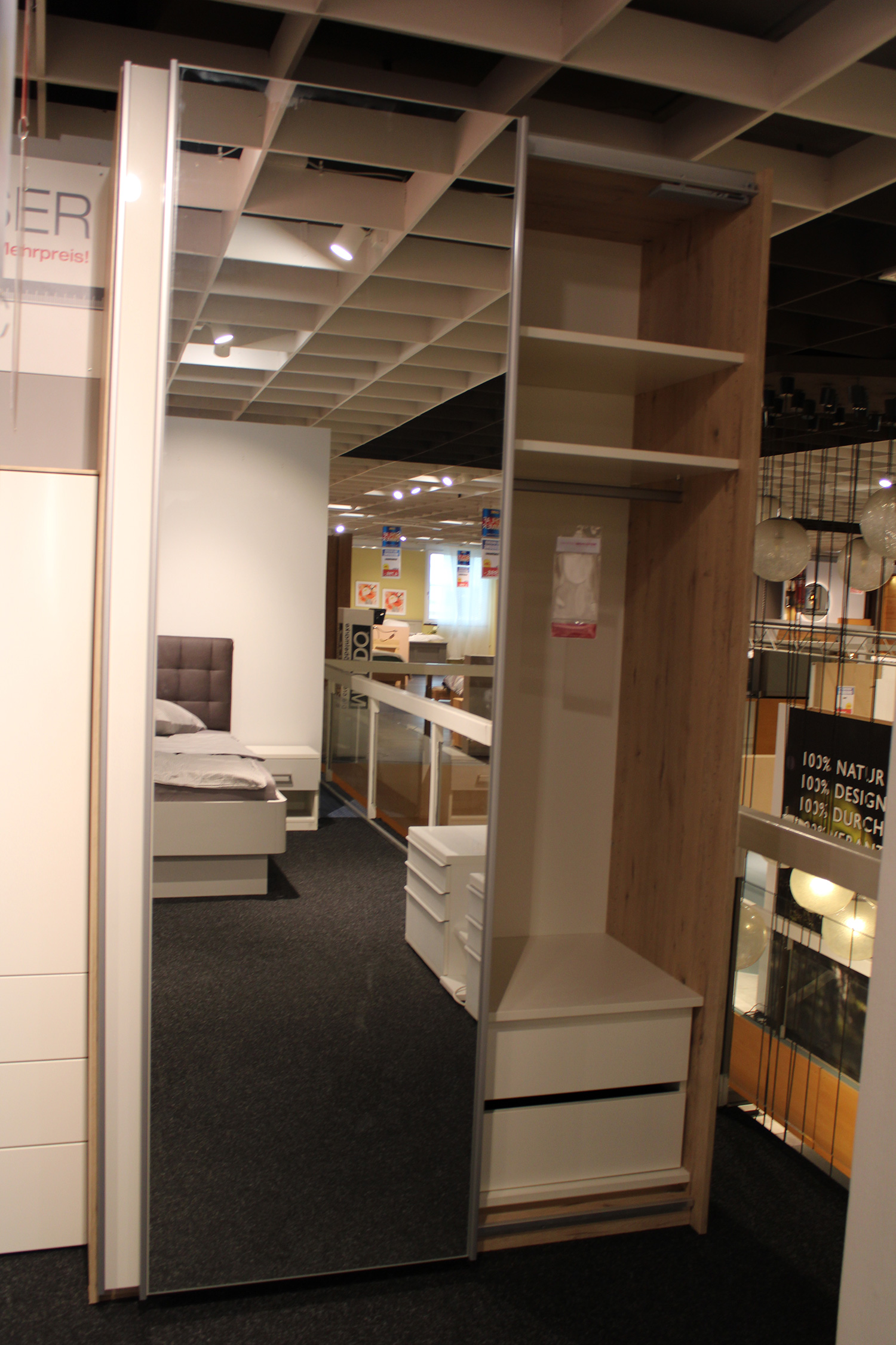 Schwebetürenschrank  Schlüter 