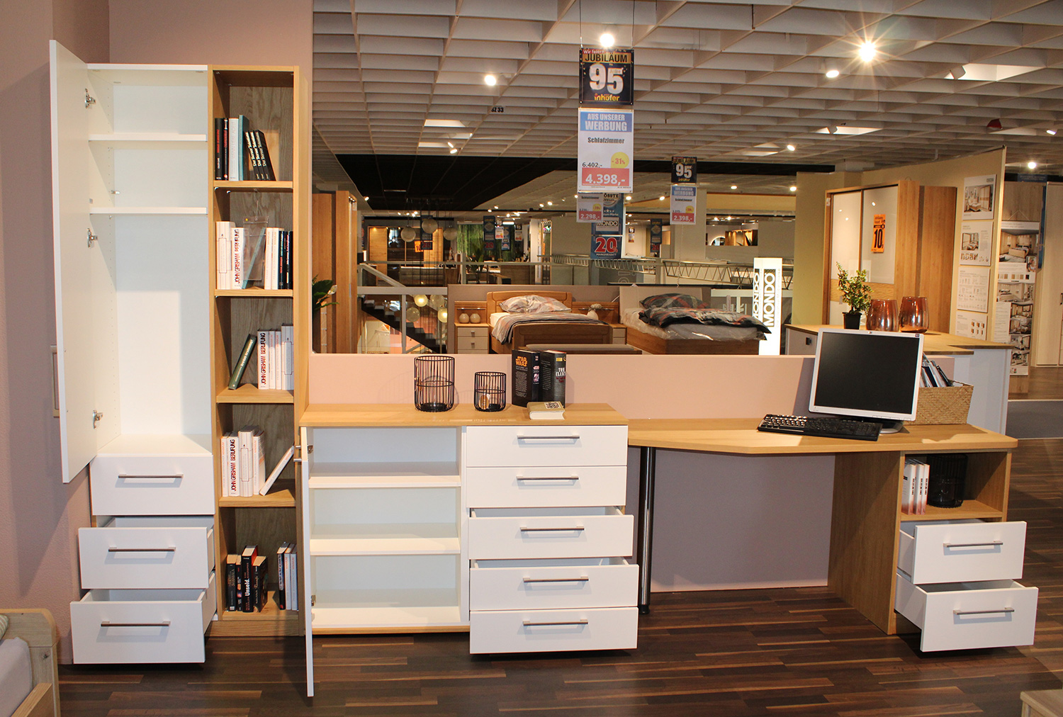 Anbaukombination mit Schreibtisch AMANDO  MONDO 