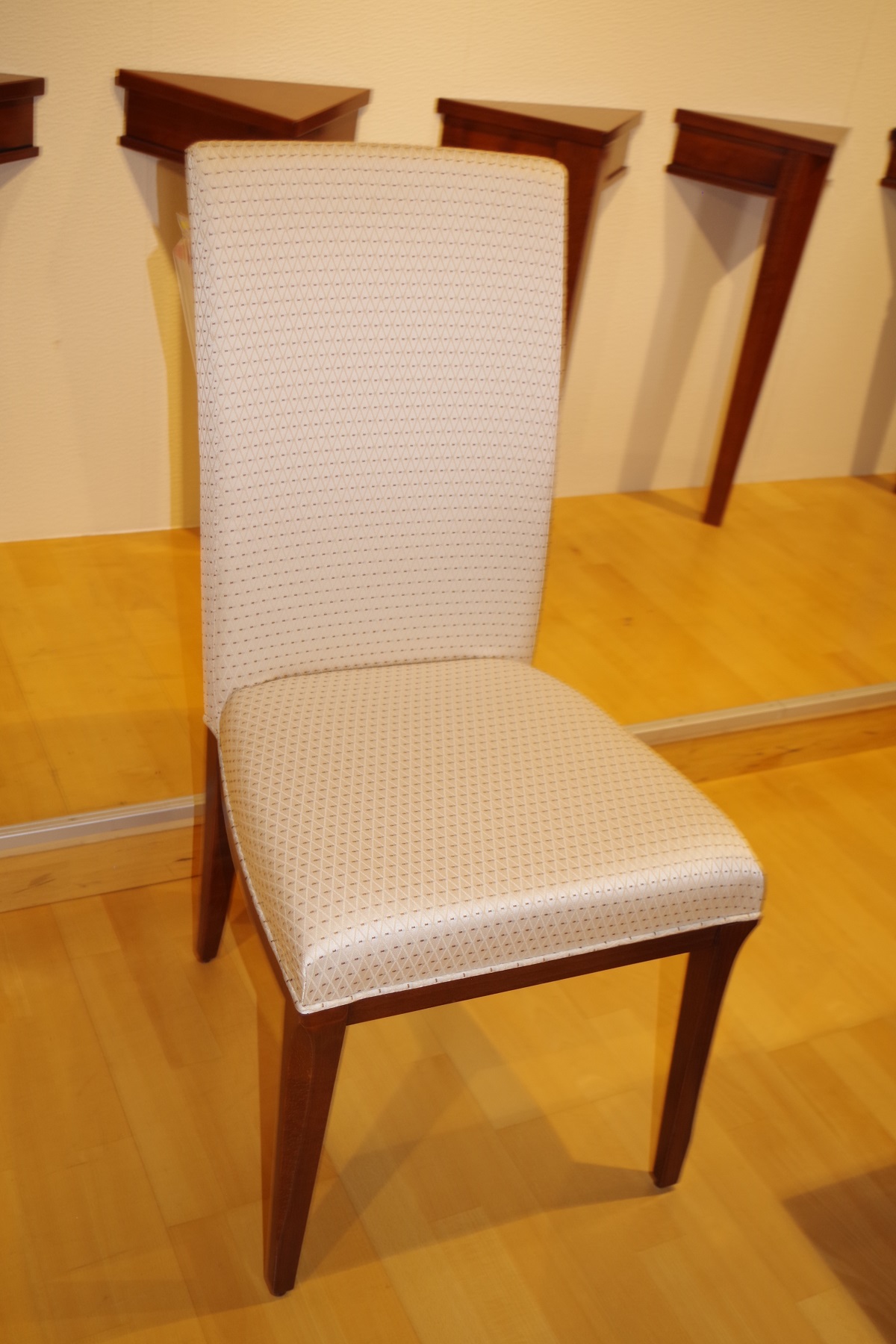 Stuhl 1610